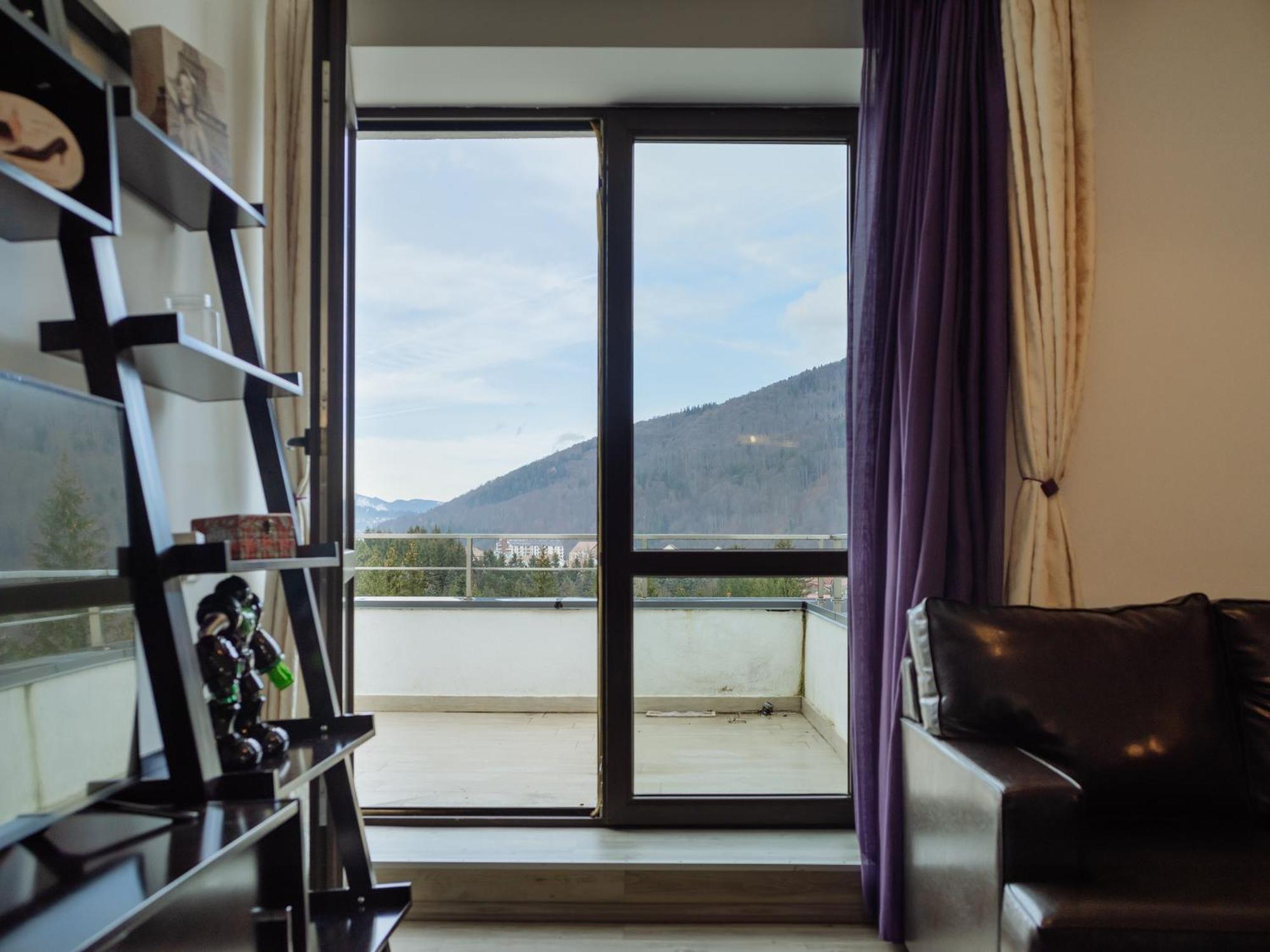 Appartement Panoramic Loft Colina Marei à Sinaia Extérieur photo